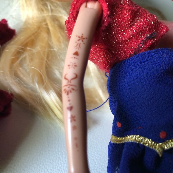 BRATZ 10” DOLL, GENIE MAGIC CLOE  MGA 2001 With Outfit Shown - Picture 4 of 11